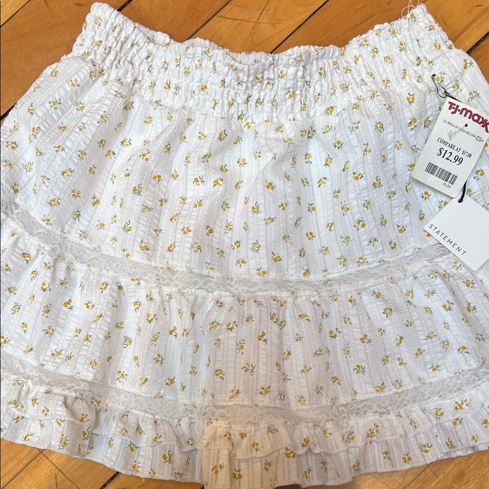 Floral Ruffle Mini Skirt
